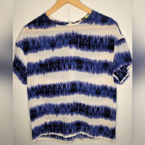 MSGM Silk Short Sleeve Blue And Cream Wide Striped Top Small. - Picture 1 of 8